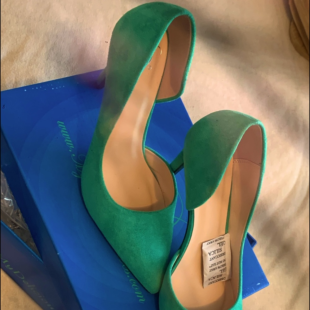 Women’s high heel shoes size 81/2